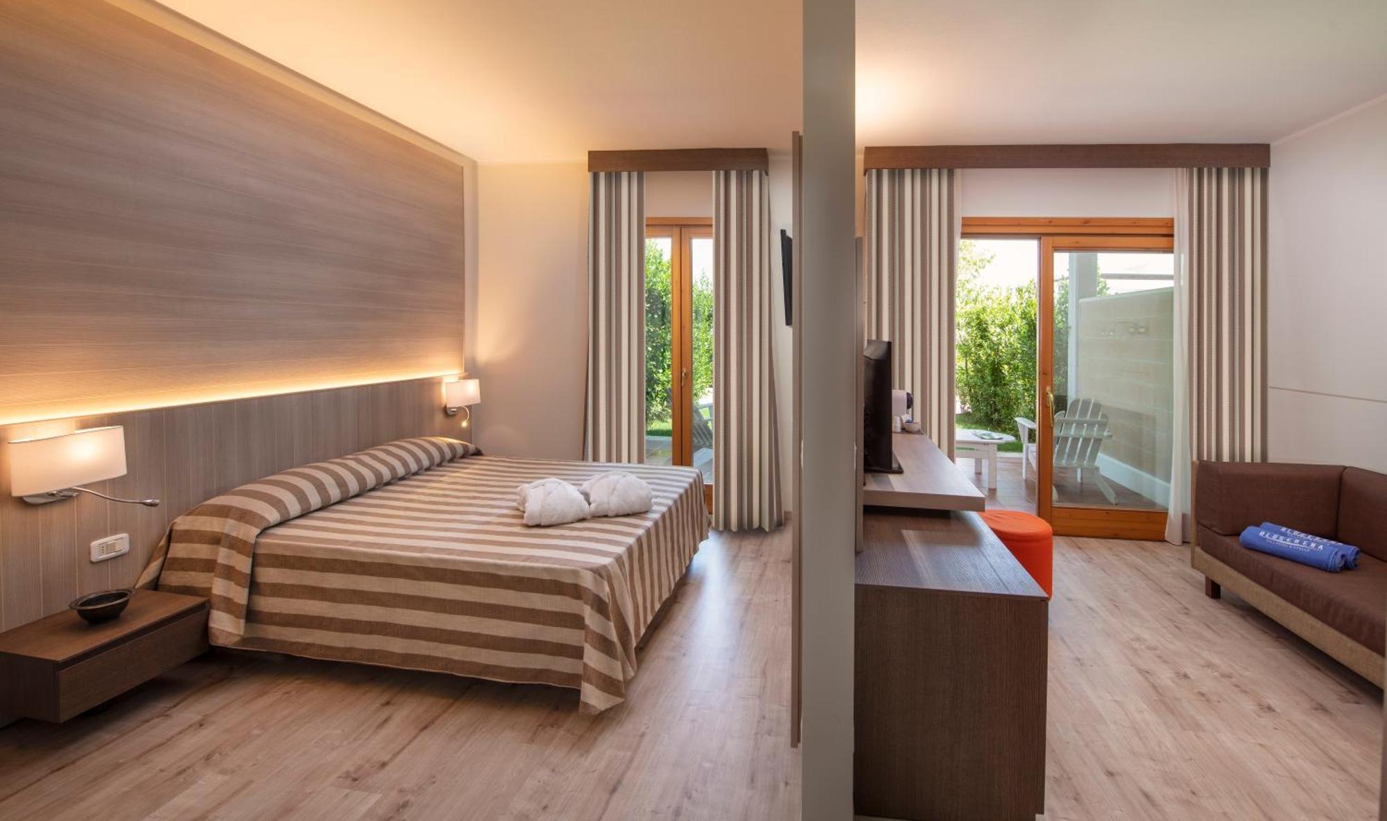 Ethra Reserve Valentino Castellaneta Marina Room photo